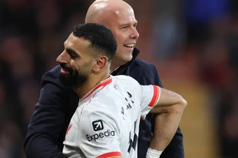 أرني سلوت وصلاح